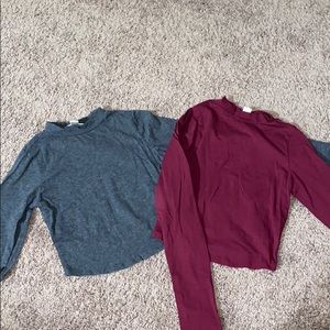 2 long sleeve crop tops for the price of 1